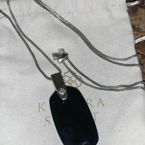 Kendra Scott Inez necklace in black stone